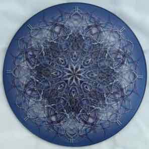 12 INCH ROUND GLASS
TRIVET
CRYSTAL BLUE 2